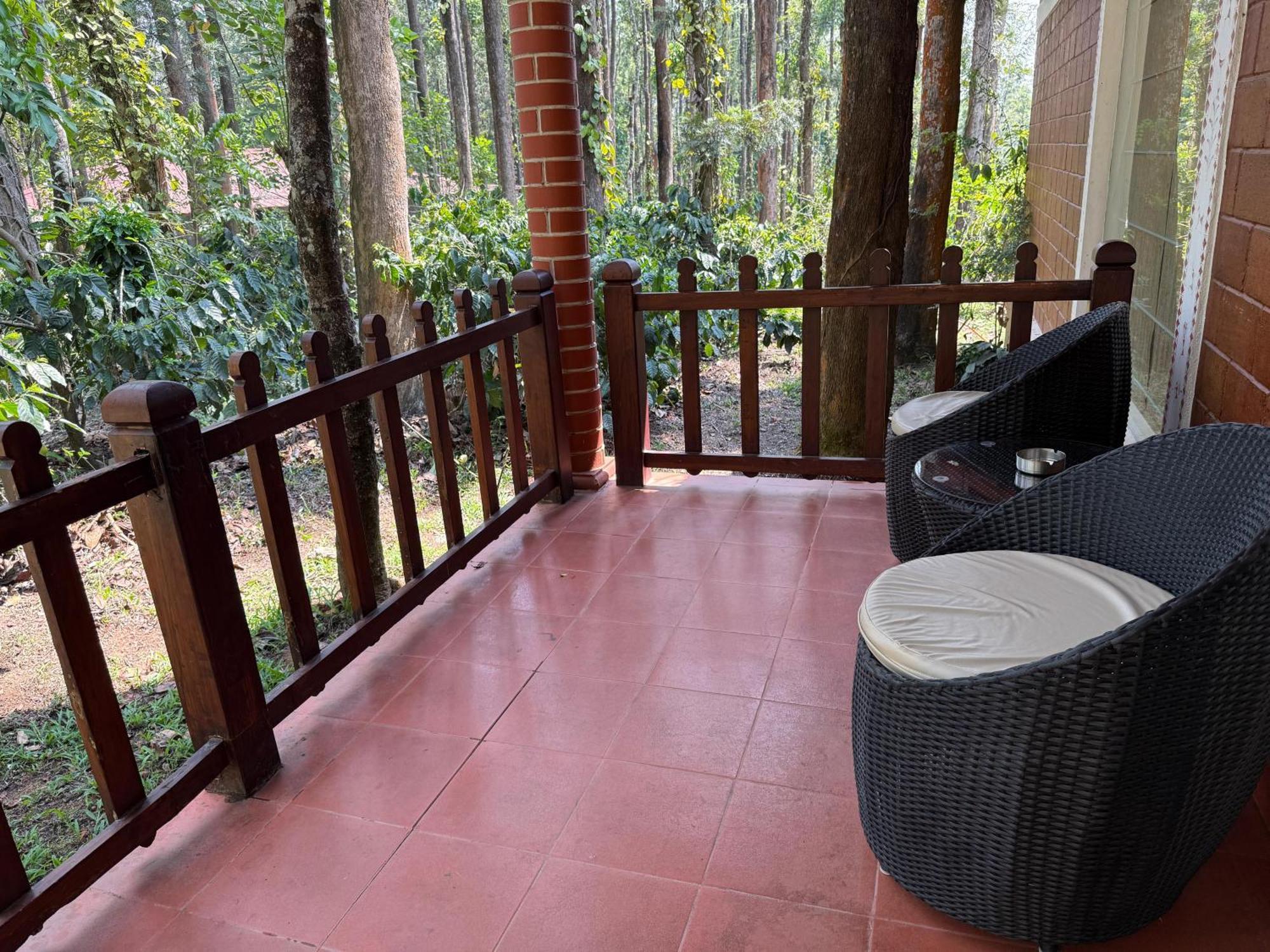 Coffee Grove Resort Chikmagalūr المظهر الخارجي الصورة